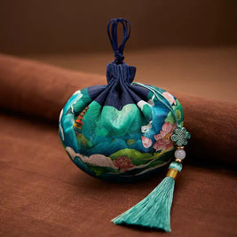 Breathe in Balance: Mindful Chinese Aromatherapy Herbal Sachets